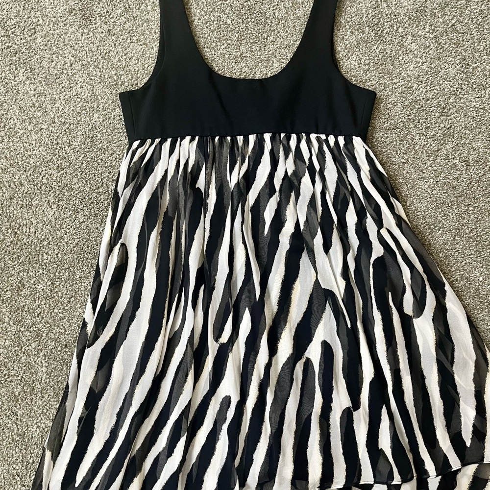 Diane Von Furstenberg Dress - Picture 2 of 4